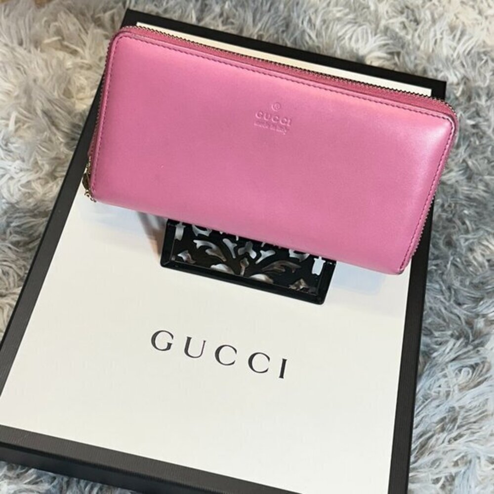 GUCCI x FULL ZIP LEATHER WALLET | BAMBOO CLOSURE | EUC BEAUTIFUL HTF COLOR!